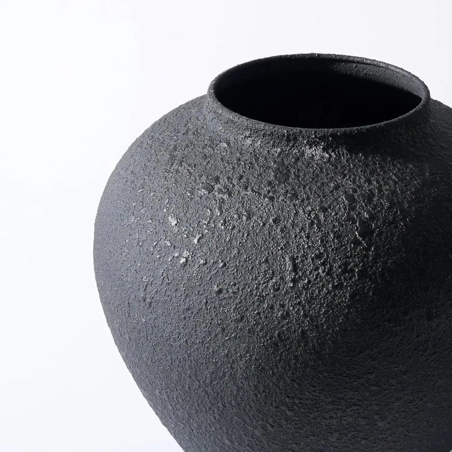 Round Vase With Rustic Modern Farmhouse Centerpiece